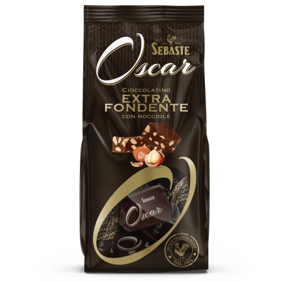 Oscar Dark Cioccolatino With Hazelnuts 